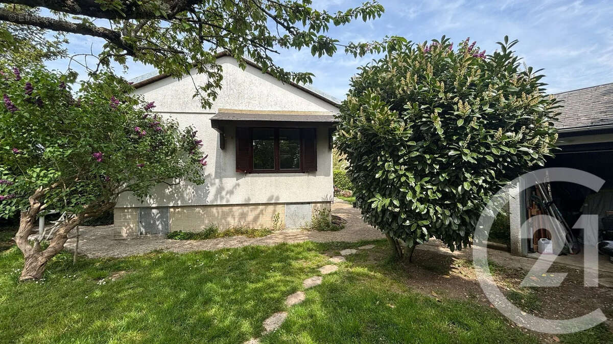 Maison à SOREL-MOUSSEL