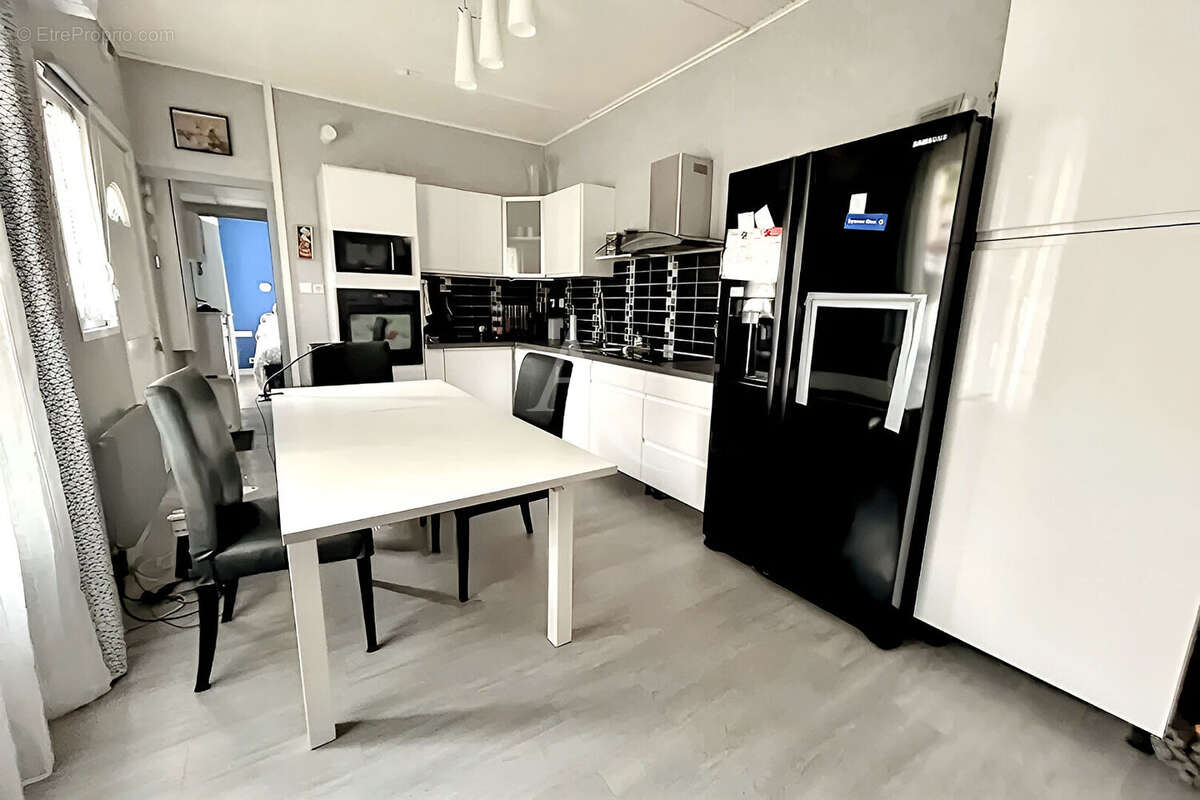 Maison à VITRY-SUR-SEINE