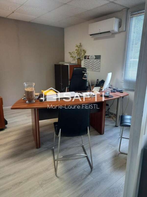 Photo 6 - Commerce à LOCHES