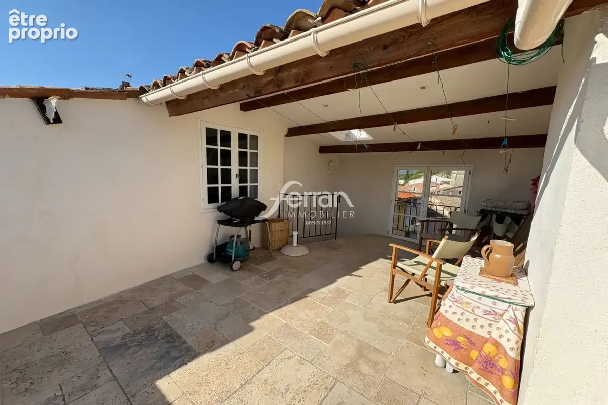Maison 47 m² à Callas  - photo 4