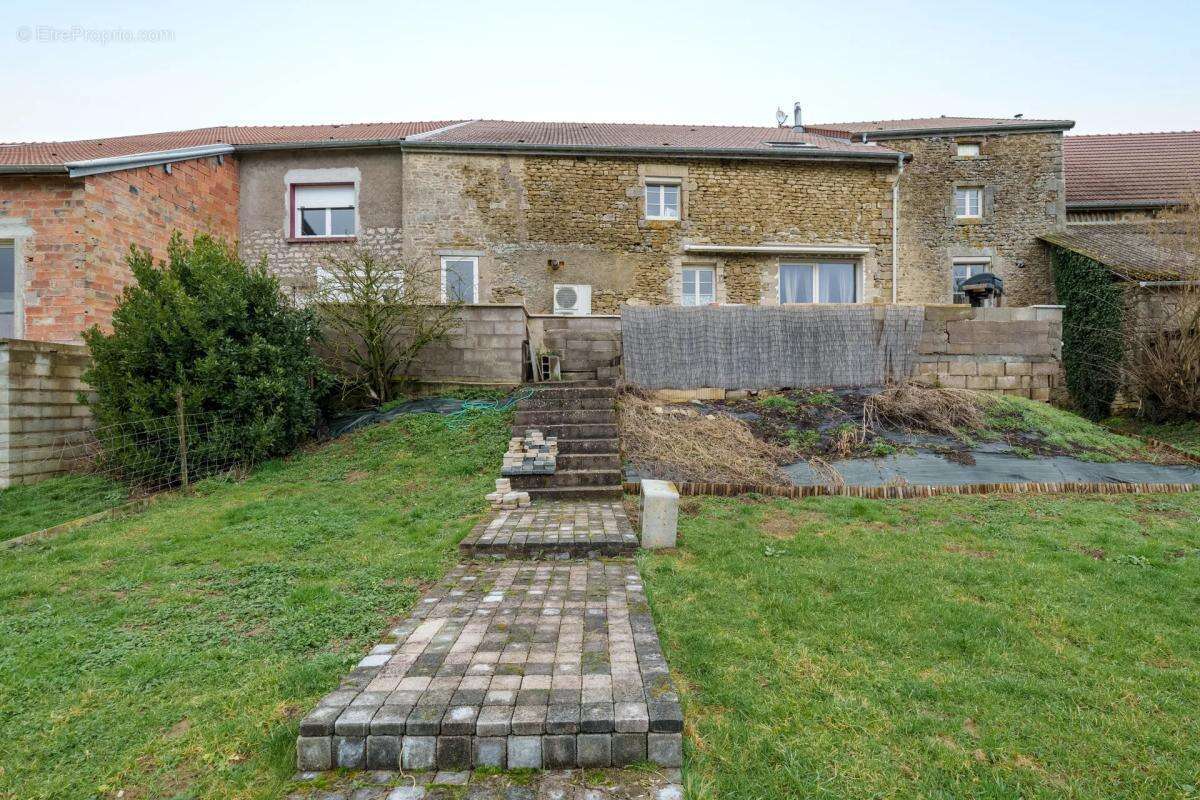 Maison à VAL-DE-MEUSE