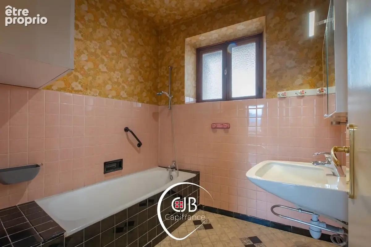 Cruet – Maison de vigneron 105 m² avec 135 m² de dépendances - photo 35