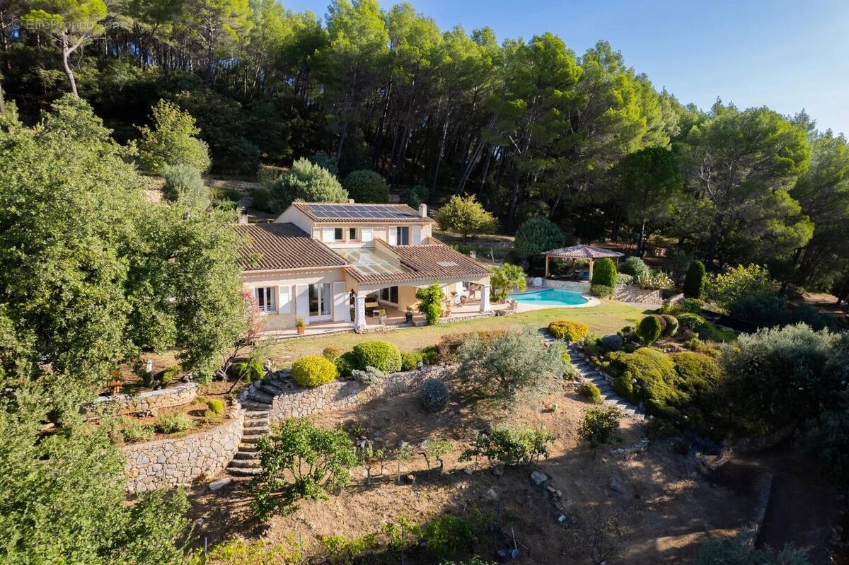 Maison à LORGUES