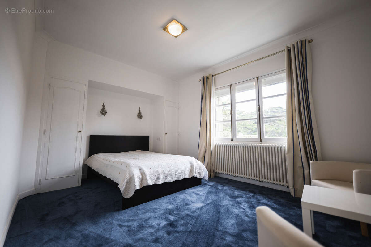 Maison à LE POULIGUEN