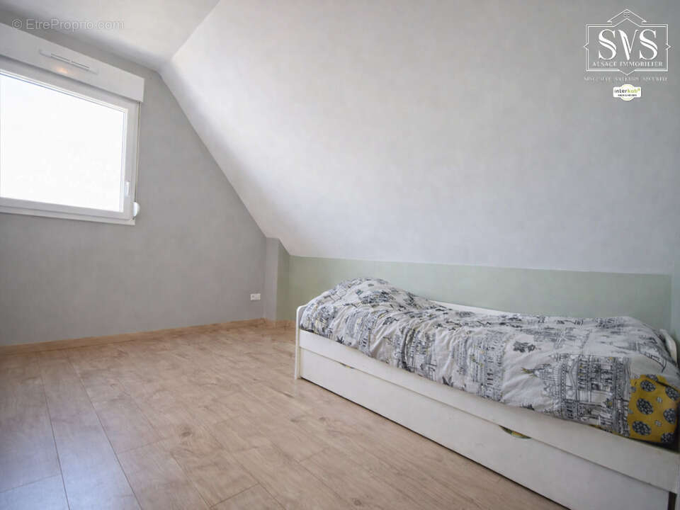 Maison individuelle (2018) - 5 pièces dont 3 chambres - 77,01 m2   Jardin & terrasse   Sous-sol complet   Gara - photo 14