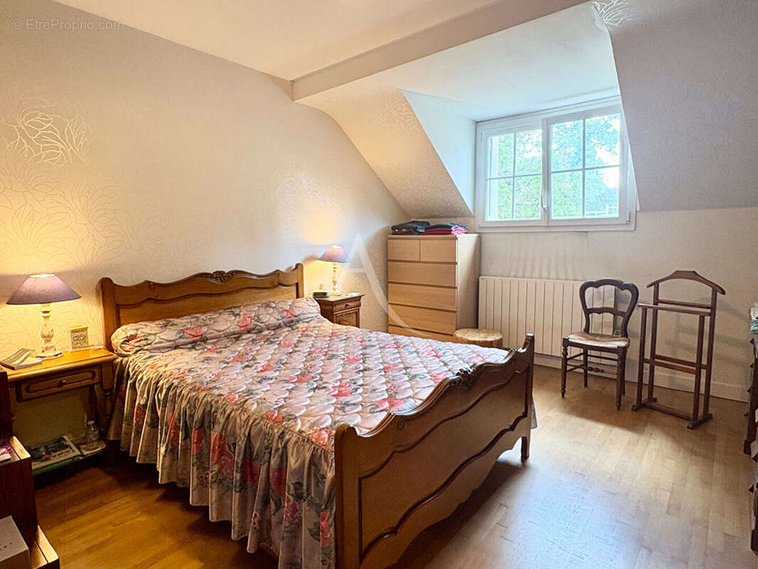 Maison à SAINT-JULIEN-DE-CHEDON