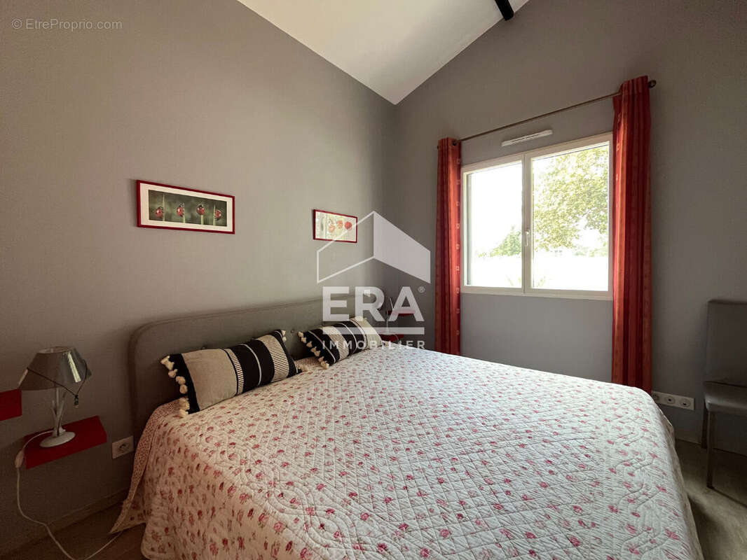 Maison à SAINT-PIERRE-DU-MONT