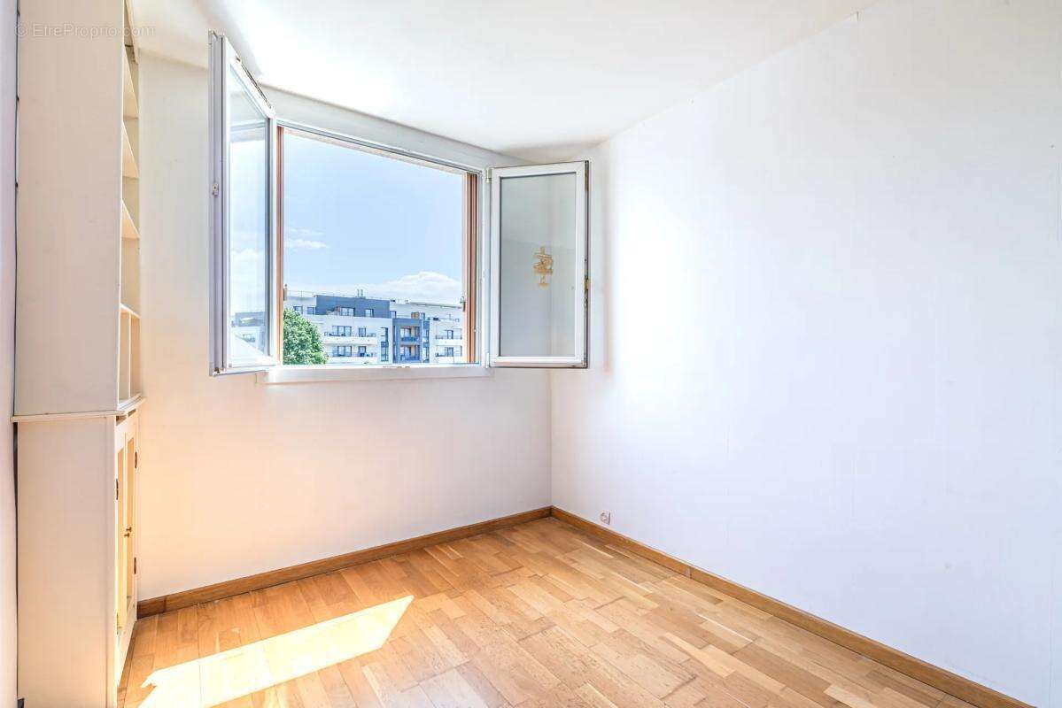 Appartement à COLOMBES