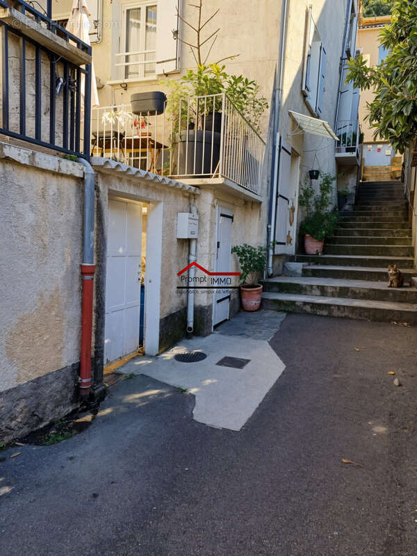 Maison à LES MEES