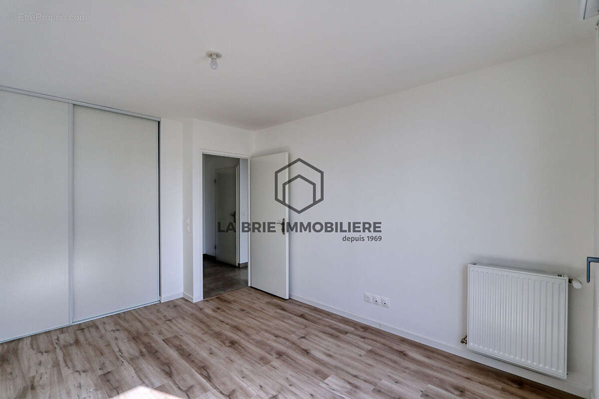 Appartement à CHENNEVIERES-SUR-MARNE