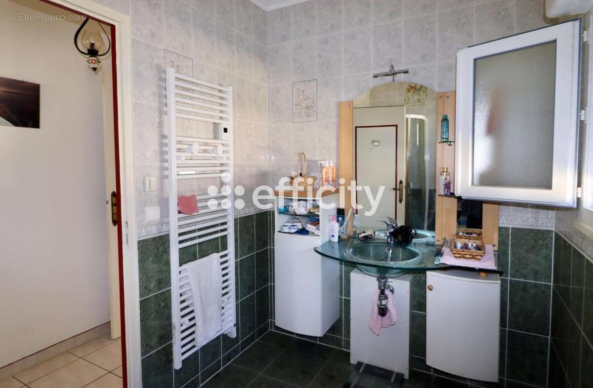 Maison à MESCHERS-SUR-GIRONDE