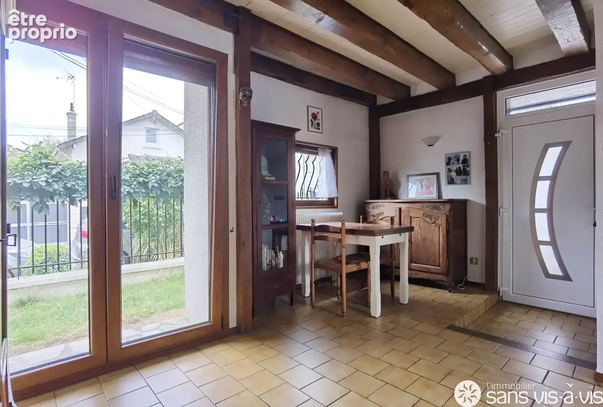 Neuilly-sur-Marne, Avenue Pascal - Maison de 4 pièces de 102.58m2 habitables / 81.60m2 carrez avec garage - photo 7