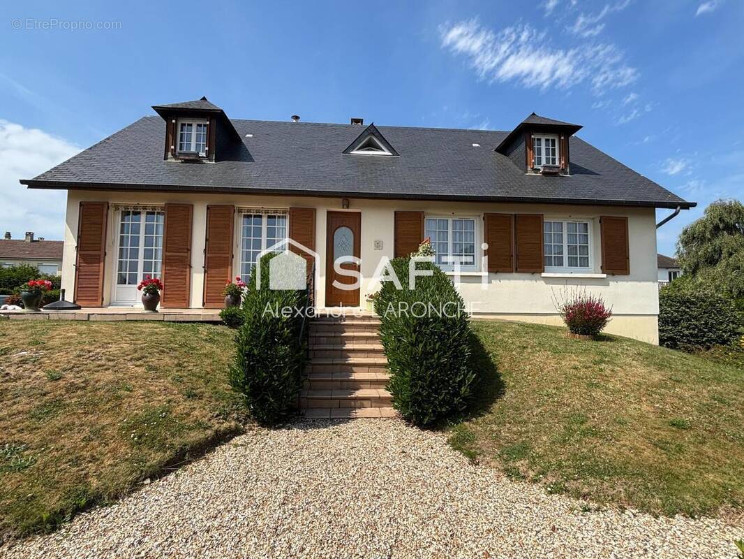 Photo 1 - Maison à PONT-L'EVEQUE