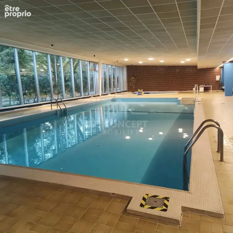 Dernier étage avec vue panoramique et piscine collective – F4-F5 lumineux à Strasbourg Esplanade - photo 25
