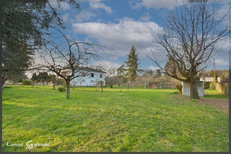 Maison à PORT-SAINTE-FOY-ET-PONCHAPT