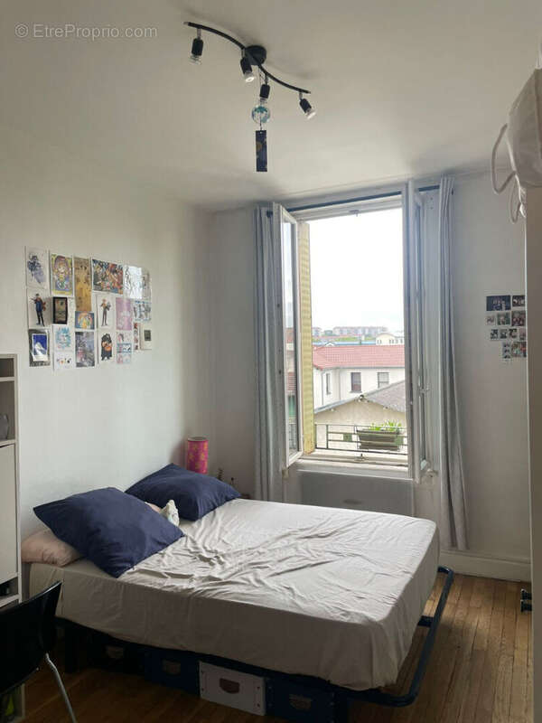 Appartement à LYON-8E