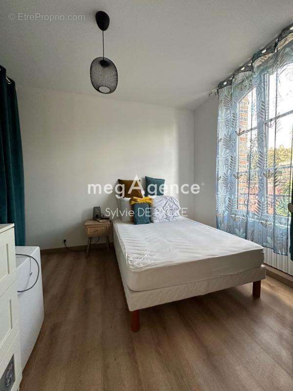 Maison à PONT-SUR-YONNE