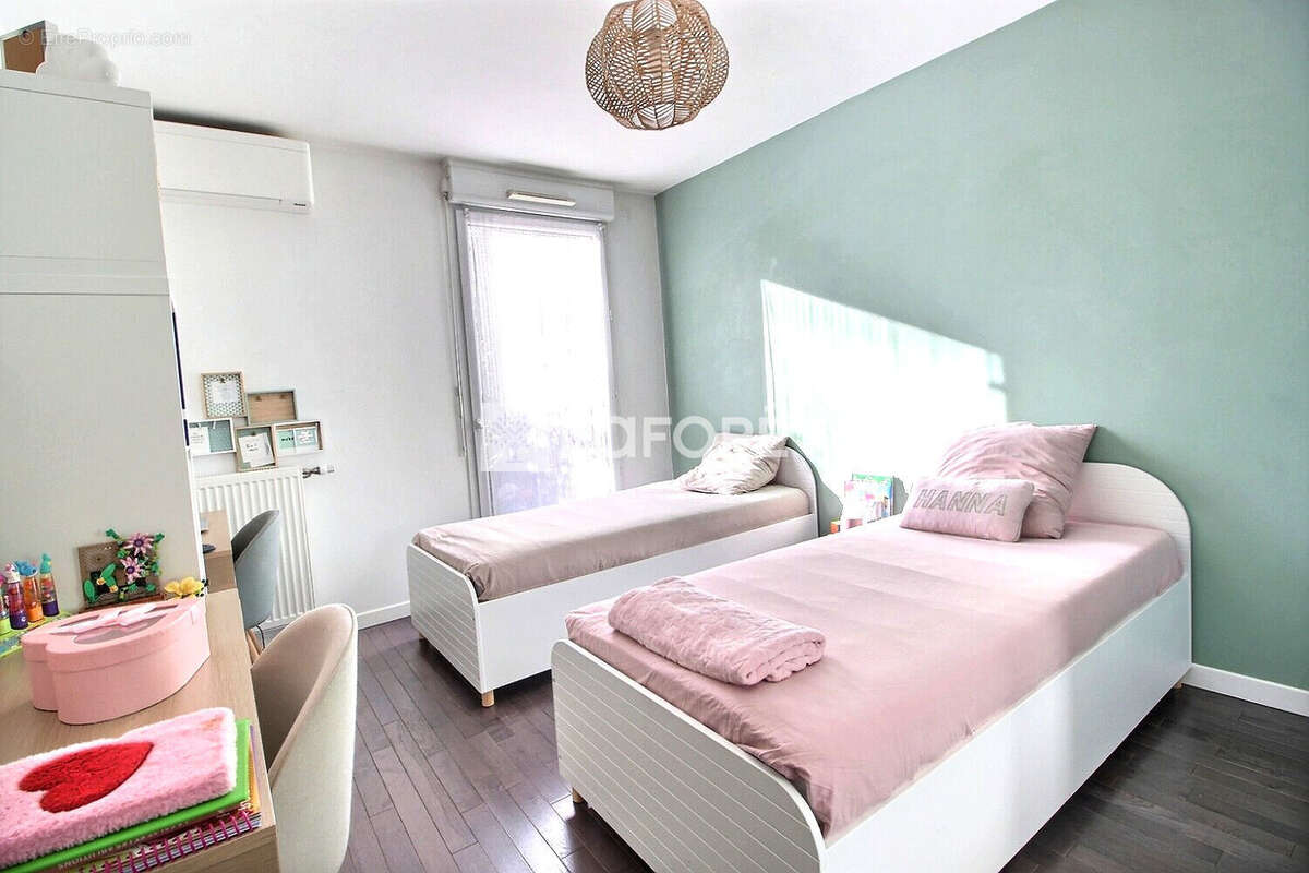 Appartement à GENNEVILLIERS