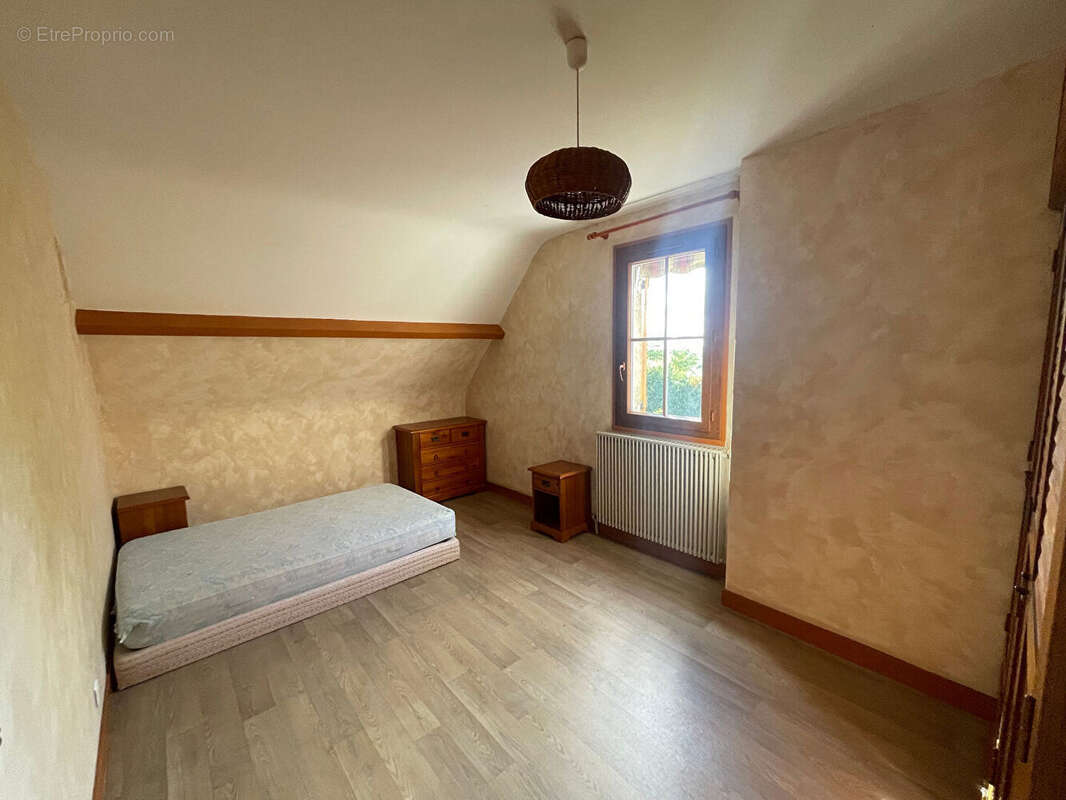 Maison à SAUVIGNY-LES-BOIS