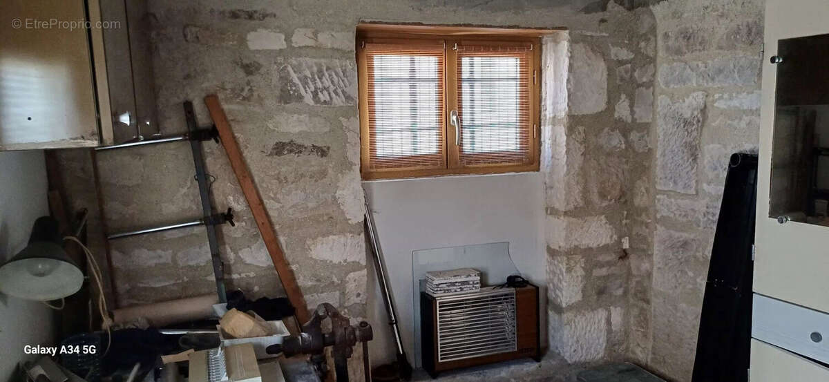 Maison 179 m² à Lezinnes  - photo 7