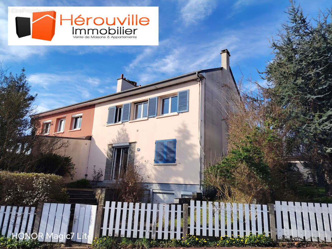 Maison à HEROUVILLE-SAINT-CLAIR