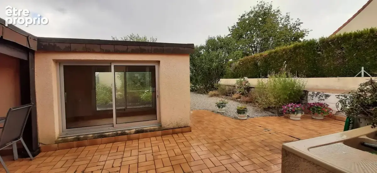 Coquette maison mitoyenne habitable sur 2 niveaux - photo 13