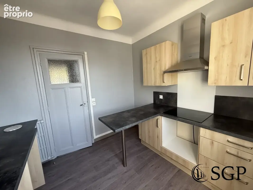 Appartement 2 pièces 47 m² à vendre à Versailles (78000) - photo 2