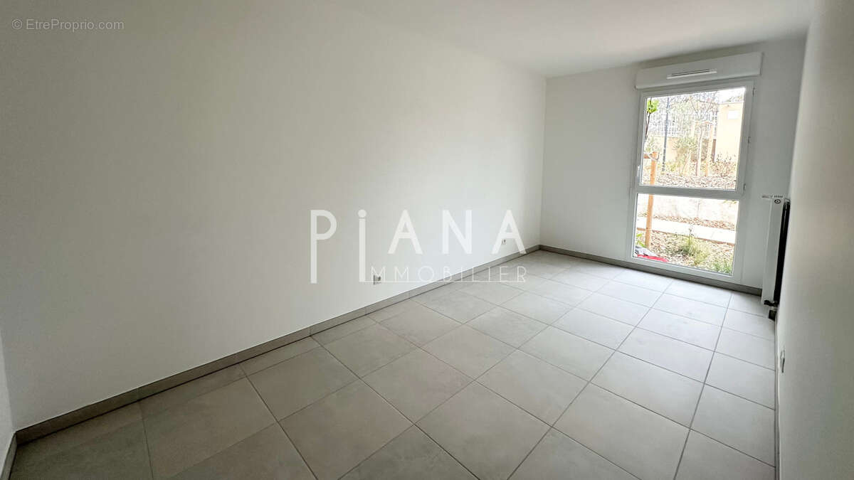 Appartement à LANCON-PROVENCE