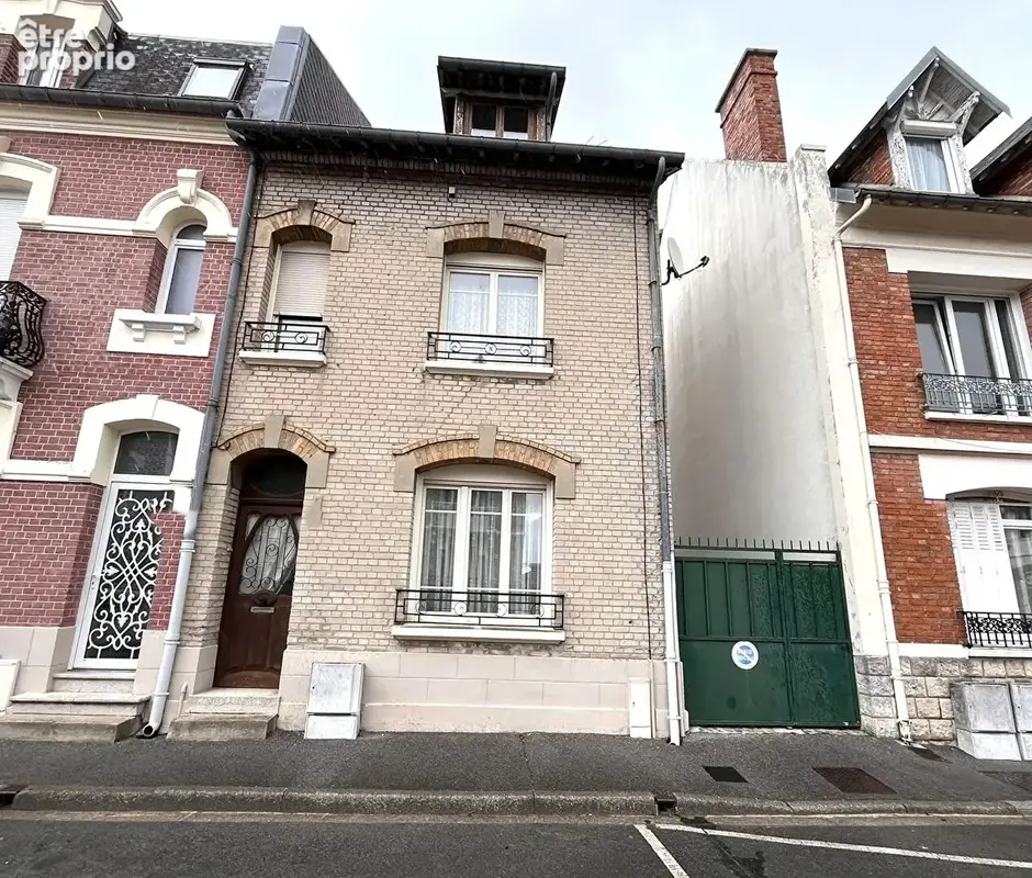 Maison à CHAUNY