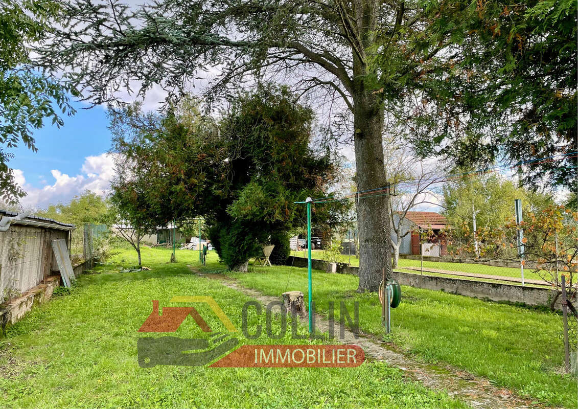 Maison à REMEREVILLE