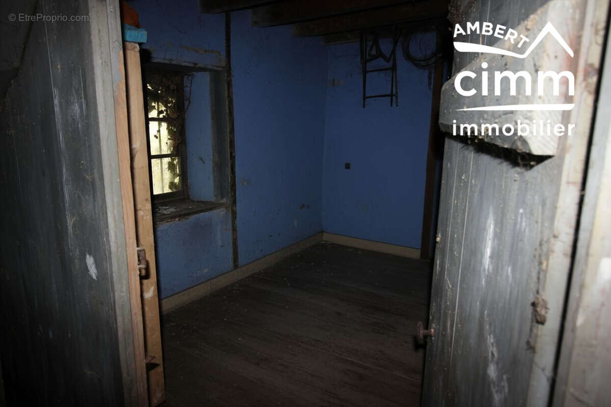 Maison à THIOLIERES