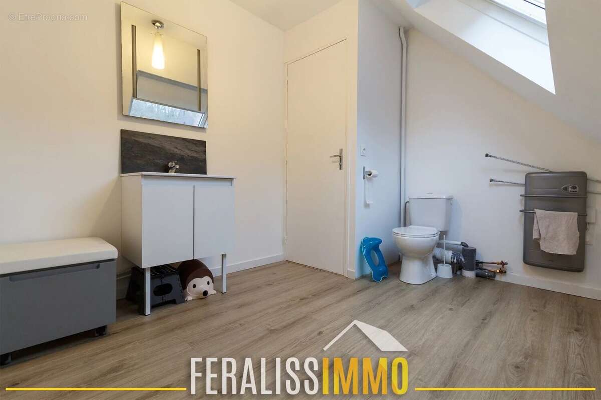 Maison à MEZY-SUR-SEINE