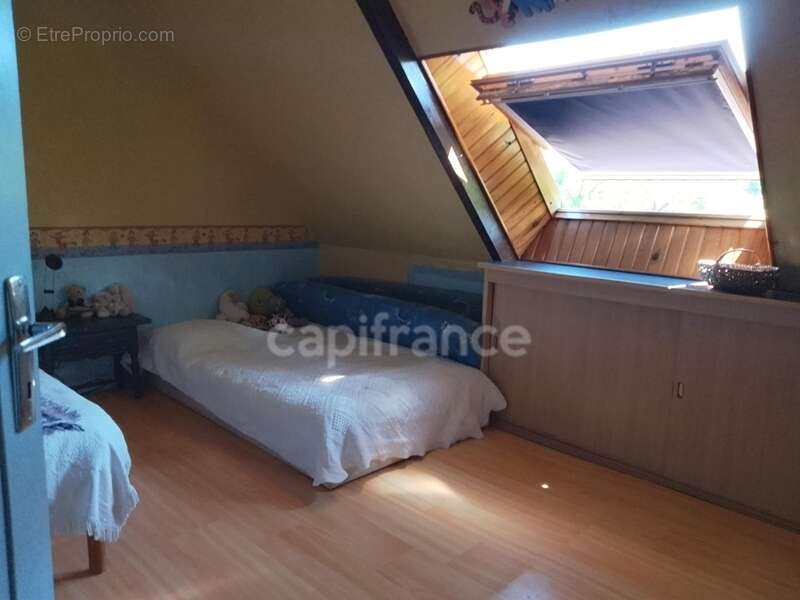 Maison à PLOURIVO