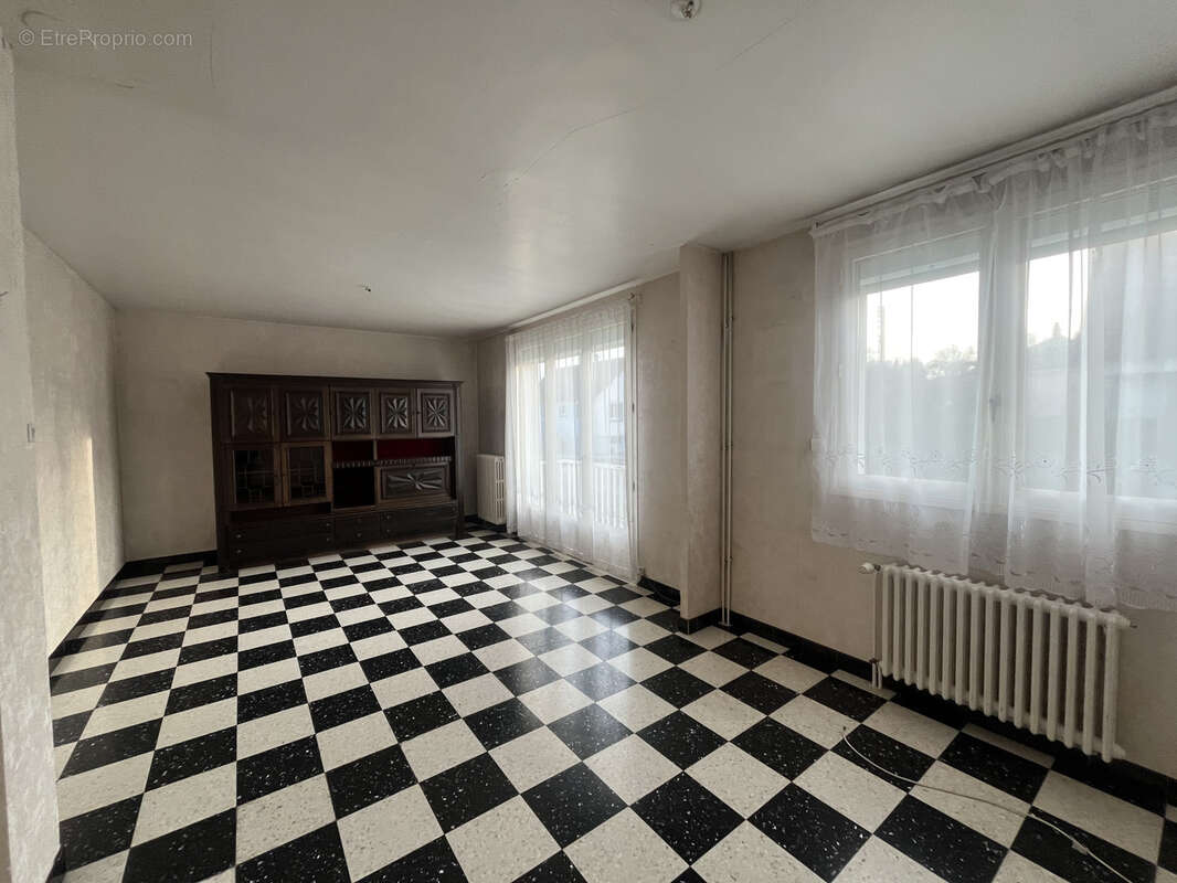 Maison à BLANGY-SUR-BRESLE