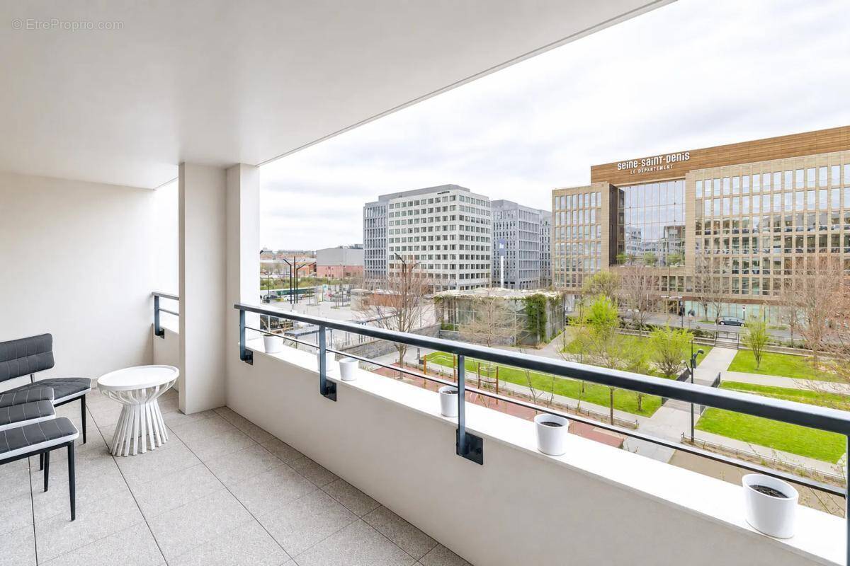 Appartement à SAINT-DENIS