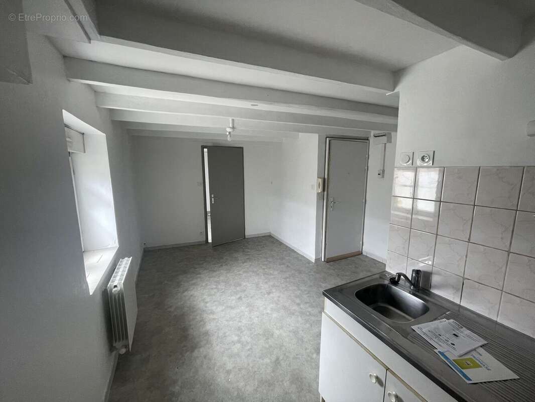 Appartement à BOURG-DE-PEAGE