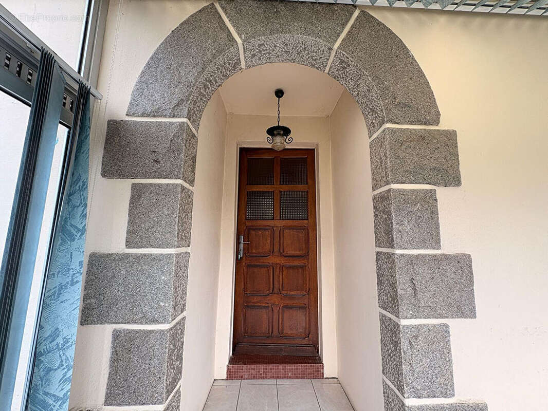 Maison à LE VIEUX-MARCHE