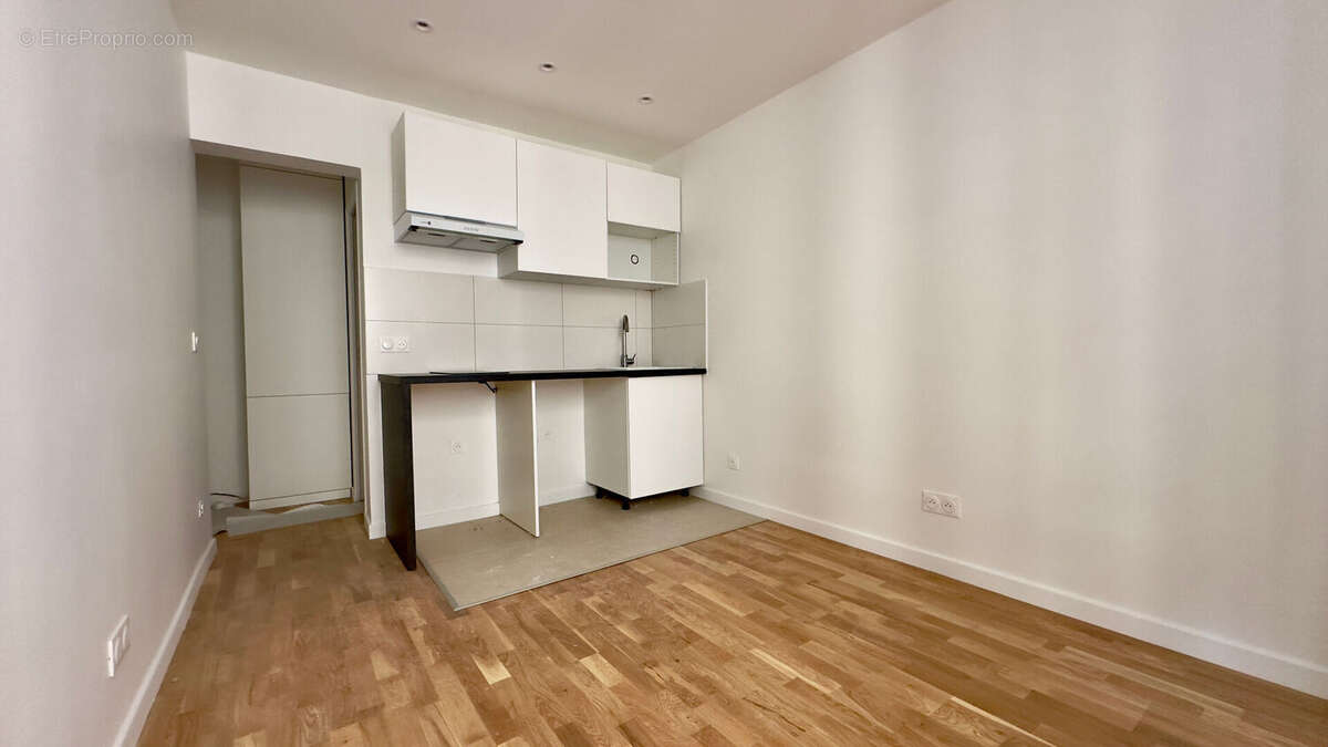 Appartement à PARIS-10E
