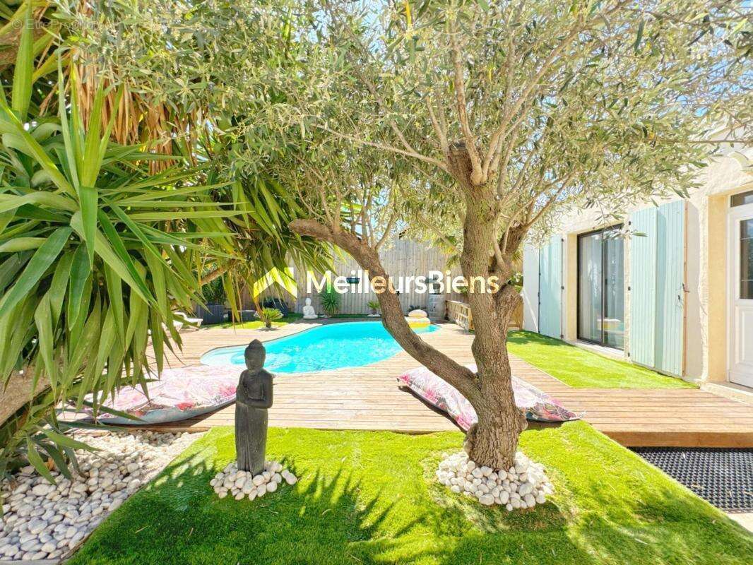 Maison 7 pièces 173 m² à Frontignan avec 5 chambres et terrain 451 m² - photo 2