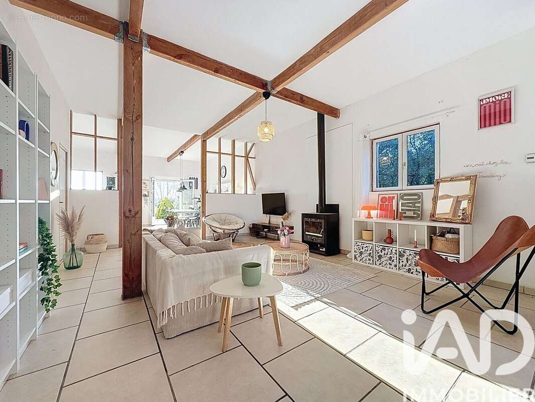 Photo 3 - Maison à SAINT-MARTIN-LALANDE