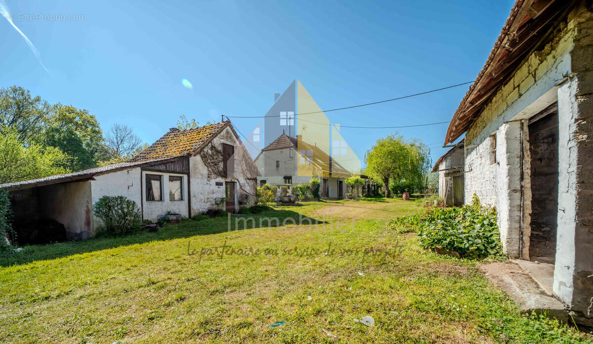 Maison à BLETTERANS