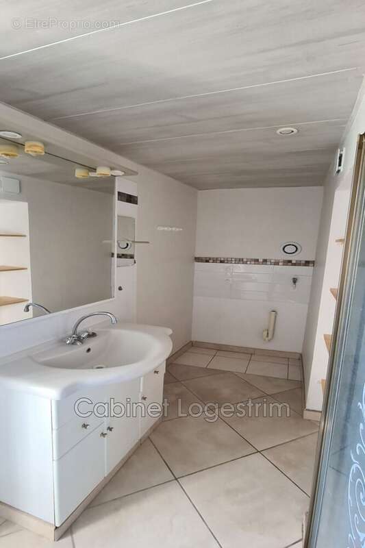 Appartement à BERNIS