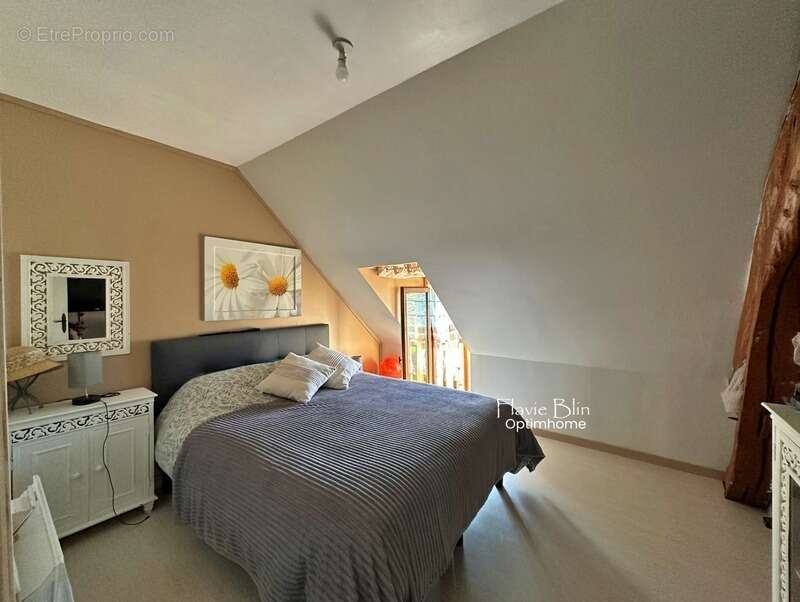 Maison à SEREZ