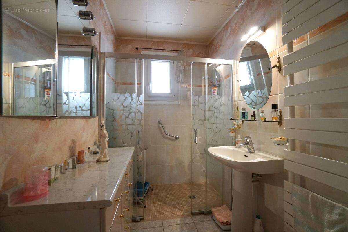 Maison à SAINT-GERMAIN-AU-MONT-D'OR