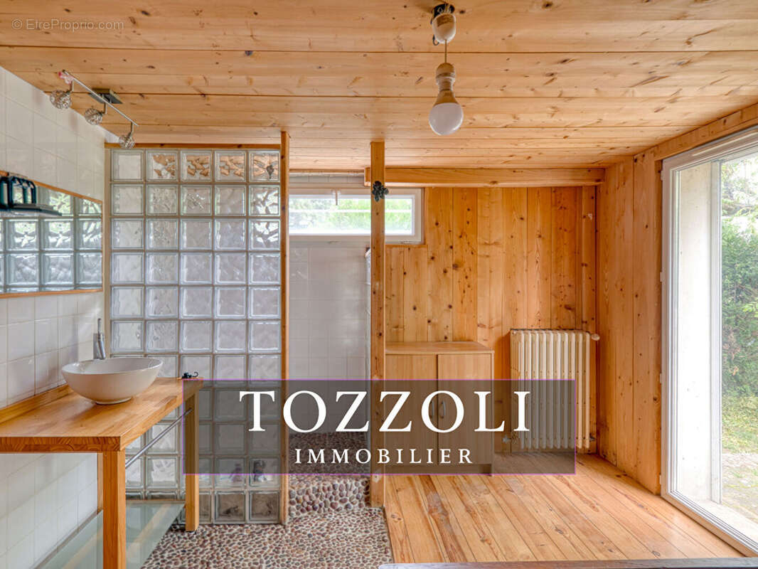 Maison à SAINT-ALBAN-DE-ROCHE