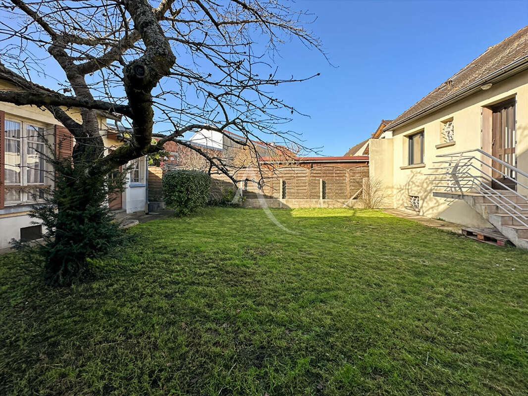 Maison à ACHERES
