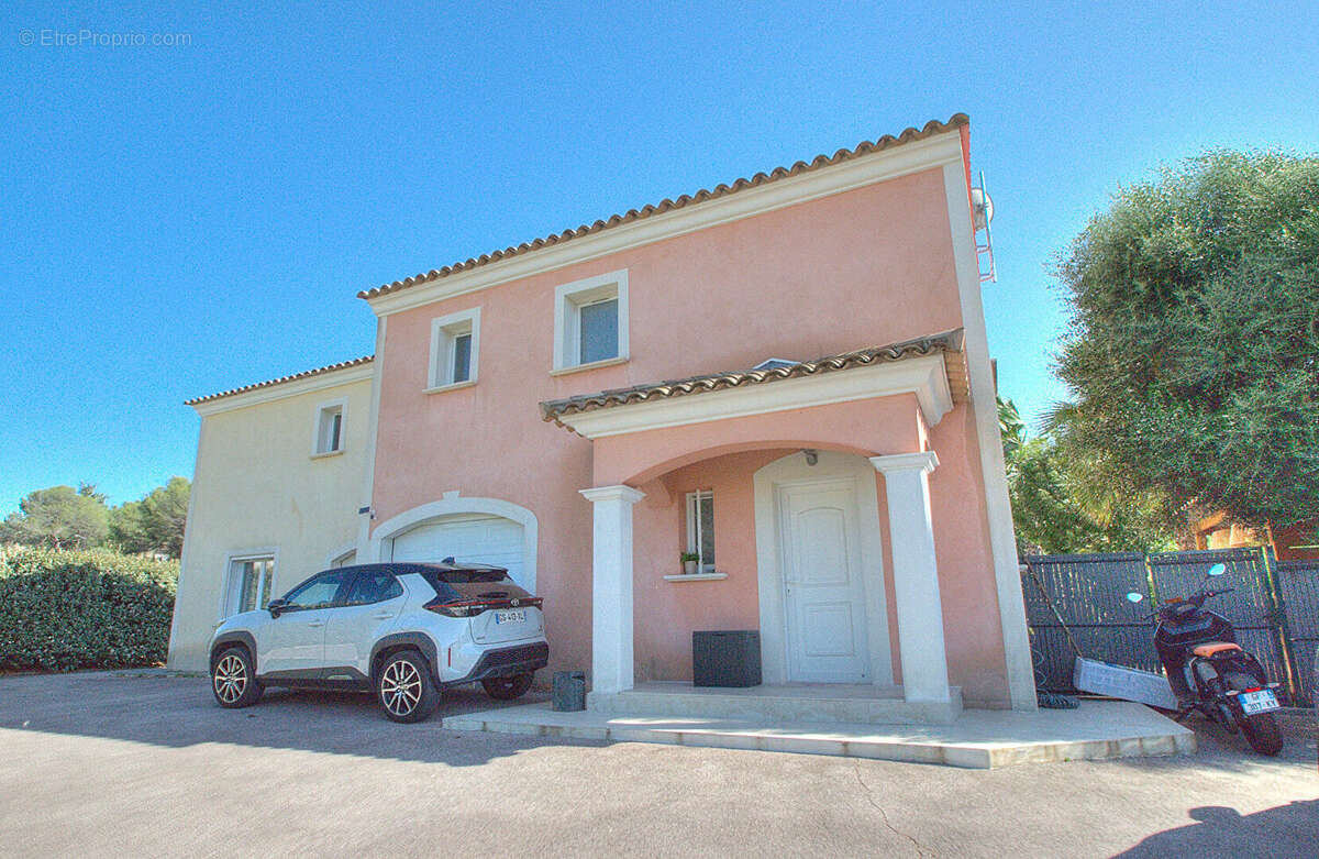 Maison à SAINT-RAPHAEL