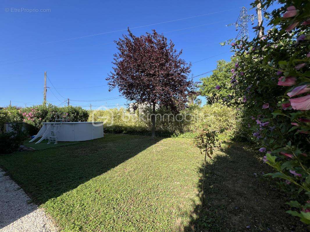 Maison à COLLONGES-AU-MONT-D&#039;OR