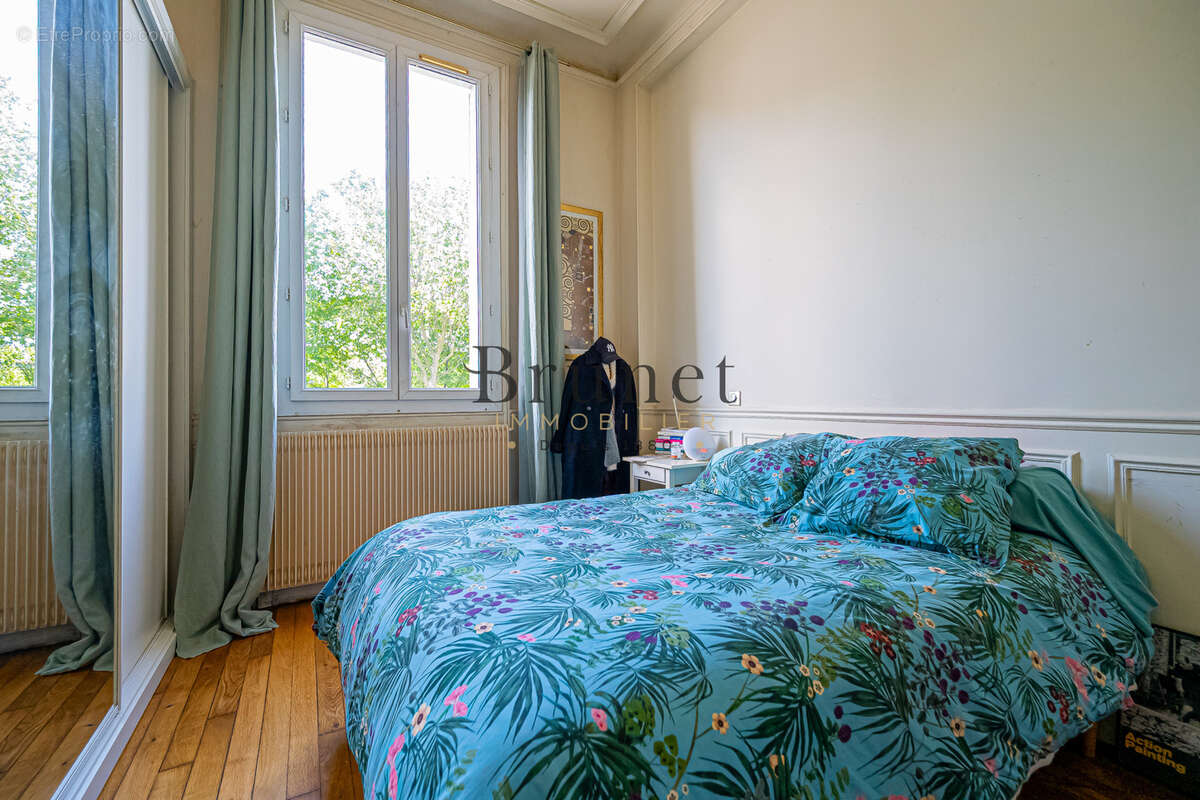 Appartement à SAINT-MAUR-DES-FOSSES