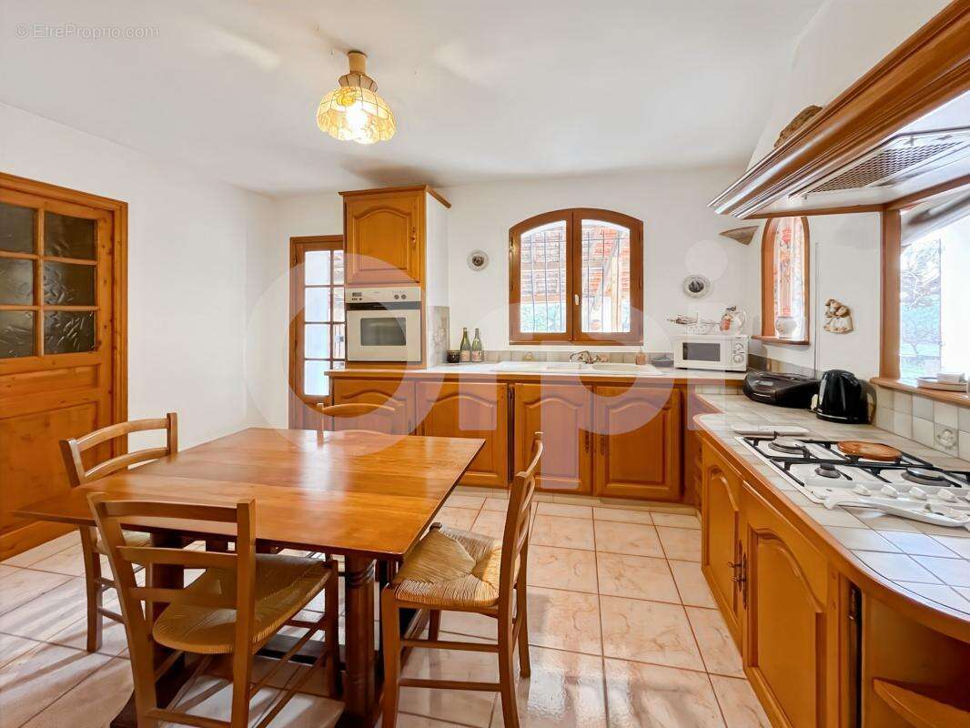 Maison à PUGET-VILLE